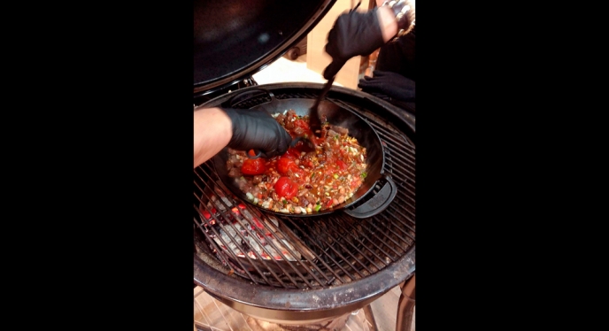 Thrill of the Grill - Grilled Chili | Weber.com