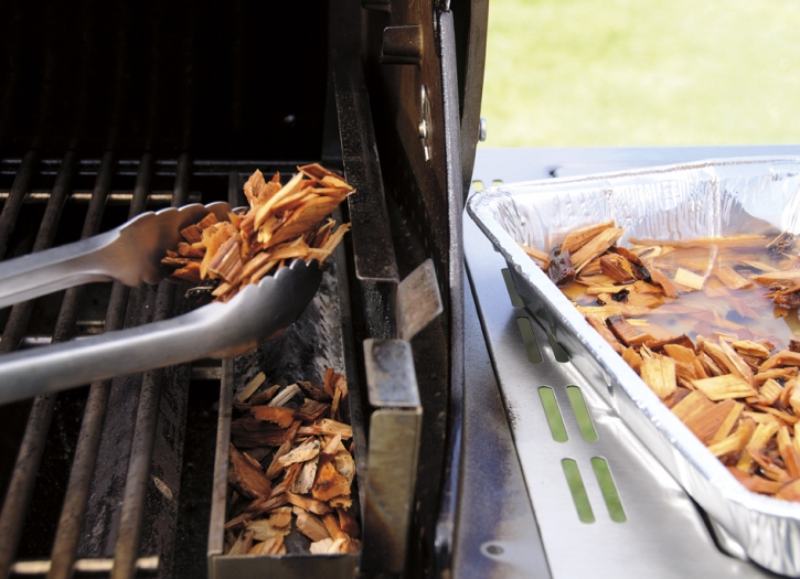 Woodwork How To Smoke Wood Chips On A Gas Grill PDF Plans